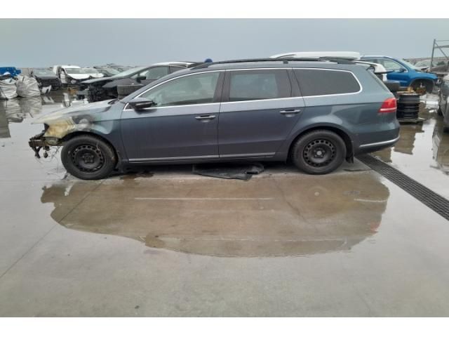 bontott VW PASSAT B7 Hengerfej