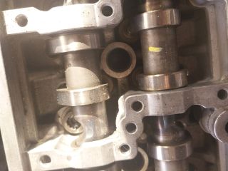 bontott VW PASSAT B7 Hengerfej