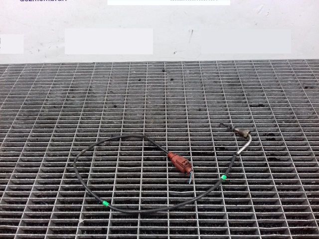 bontott VW PASSAT B7 Jeladó (Magában)