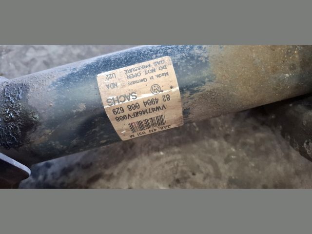 bontott VW PASSAT B7 Jobb első Csonkállvány Kerékaggyal