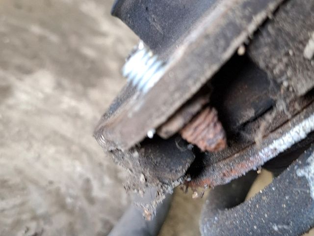 bontott VW PASSAT B7 Jobb első Csonkállvány Kerékaggyal