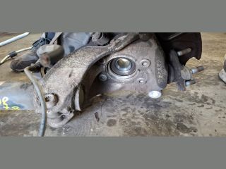 bontott VW PASSAT B7 Jobb első Csonkállvány Kerékaggyal