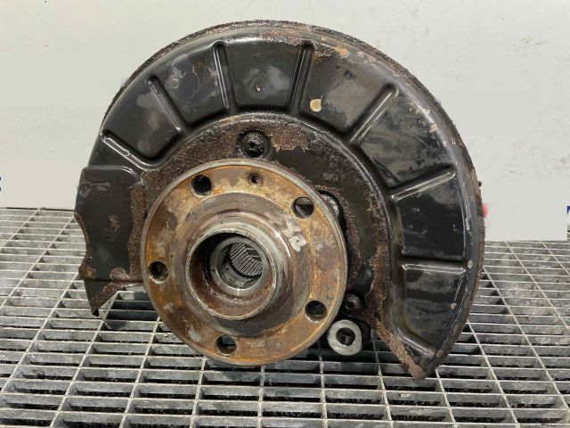 bontott VW PASSAT B7 Jobb első Csonkállvány