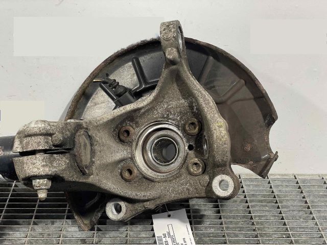 bontott VW PASSAT B7 Jobb első Csonkállvány