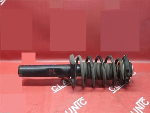 bontott VW PASSAT B7 Jobb első Gólyaláb (Lengécsillapító, Rugó)