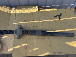 bontott VW PASSAT B7 Jobb első Lengéscsillapító