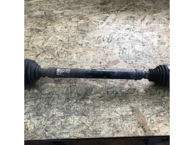 bontott VW PASSAT B7 Jobb Féltengely