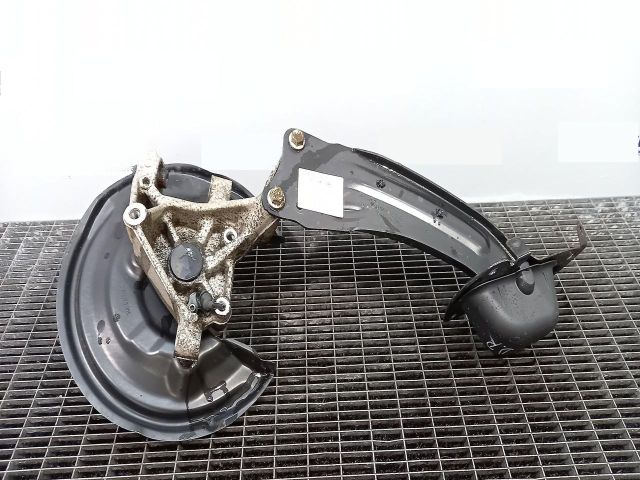 bontott VW PASSAT B7 Jobb hátsó Csonkállvány