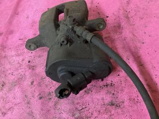 bontott VW PASSAT B7 Jobb hátsó Féknyereg Munkahengerrel