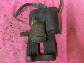 bontott VW PASSAT B7 Jobb hátsó Féknyereg Munkahengerrel