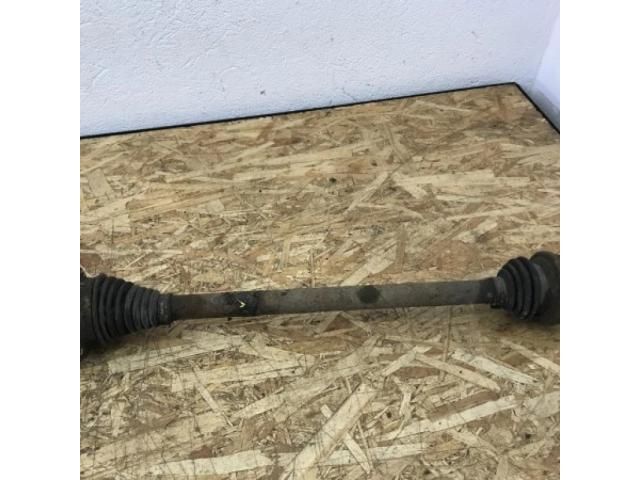 bontott VW PASSAT B7 Jobb hátsó Féltengely