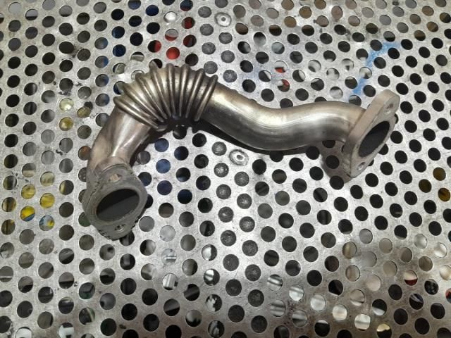 bontott VW PASSAT B7 Kartergázcső