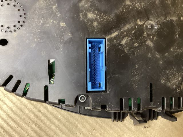 bontott VW PASSAT B7 Kilométeróra