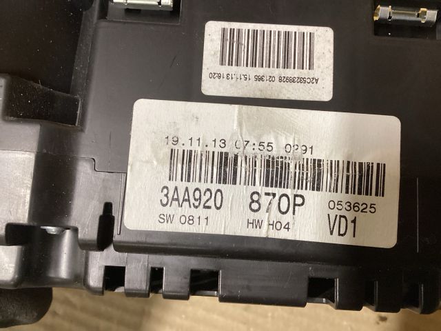 bontott VW PASSAT B7 Kilométeróra