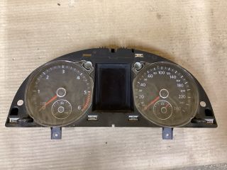 bontott VW PASSAT B7 Kilométeróra