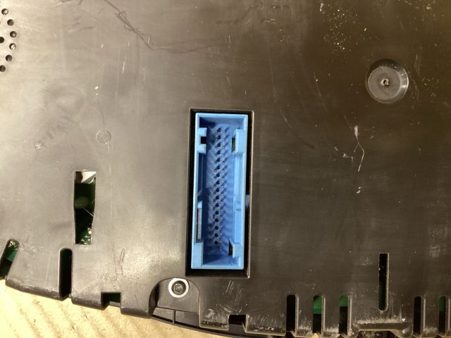 bontott VW PASSAT B7 Kilométeróra