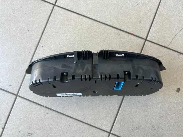 bontott VW PASSAT B7 Kilométeróra