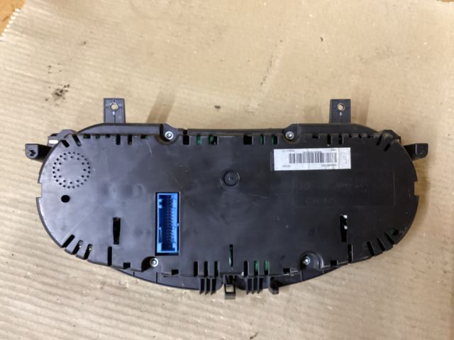 bontott VW PASSAT B7 Kilométeróra