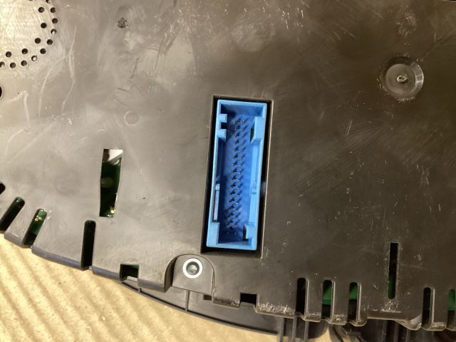 bontott VW PASSAT B7 Kilométeróra