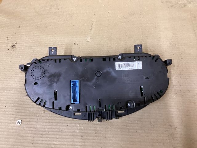 bontott VW PASSAT B7 Kilométeróra