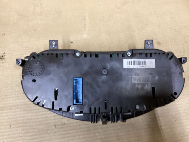 bontott VW PASSAT B7 Kilométeróra