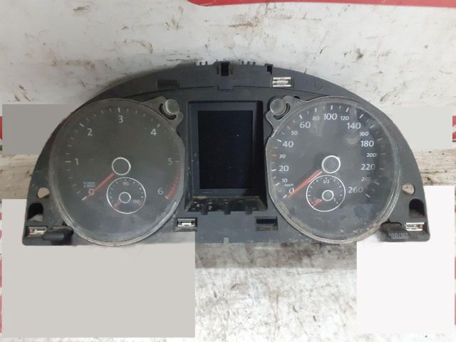 bontott VW PASSAT B7 Kilométeróra