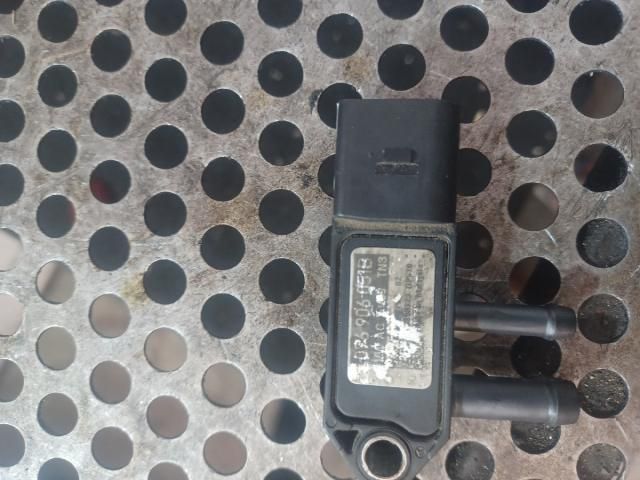 bontott VW PASSAT B7 Kipufogó Nyomásérzékelő