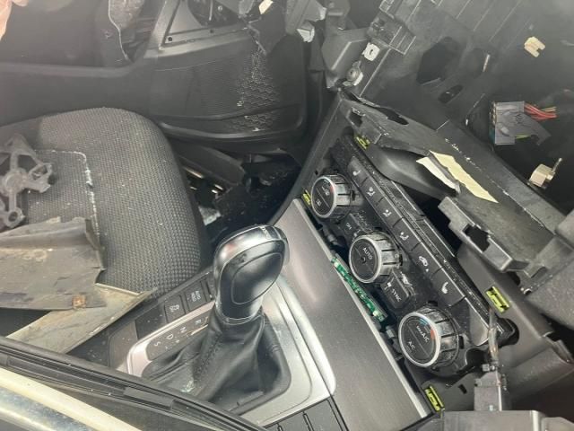 bontott VW PASSAT B7 Klímahűtő Ventilátor