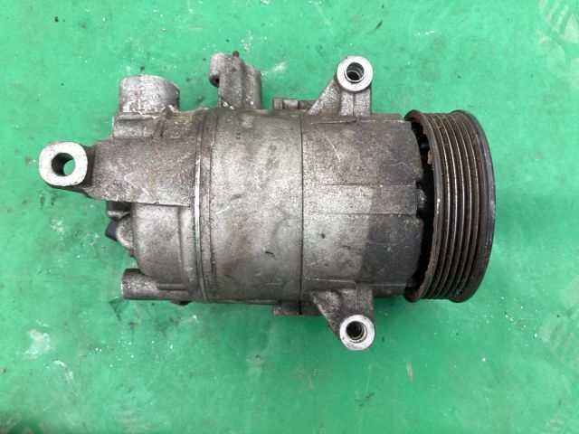 bontott VW PASSAT B7 Klímakompresszor