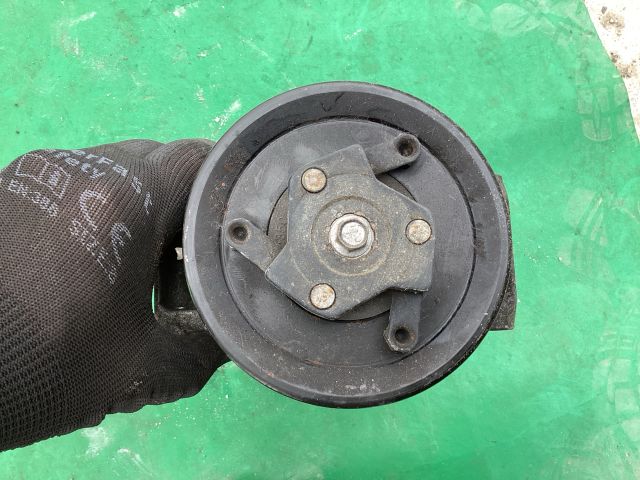 bontott VW PASSAT B7 Klímakompresszor