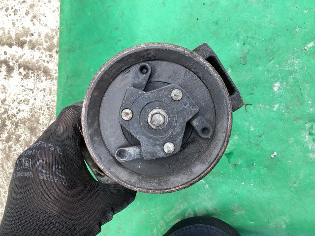 bontott VW PASSAT B7 Klímakompresszor