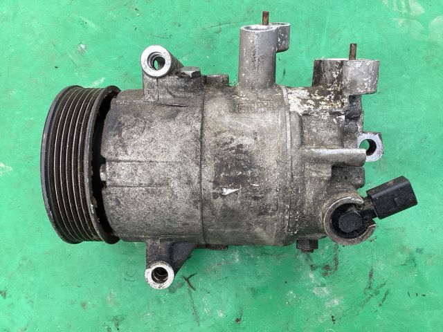 bontott VW PASSAT B7 Klímakompresszor