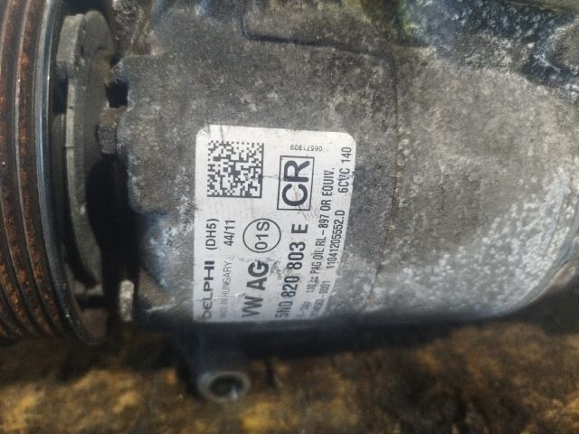 bontott VW PASSAT B7 Klímakompresszor