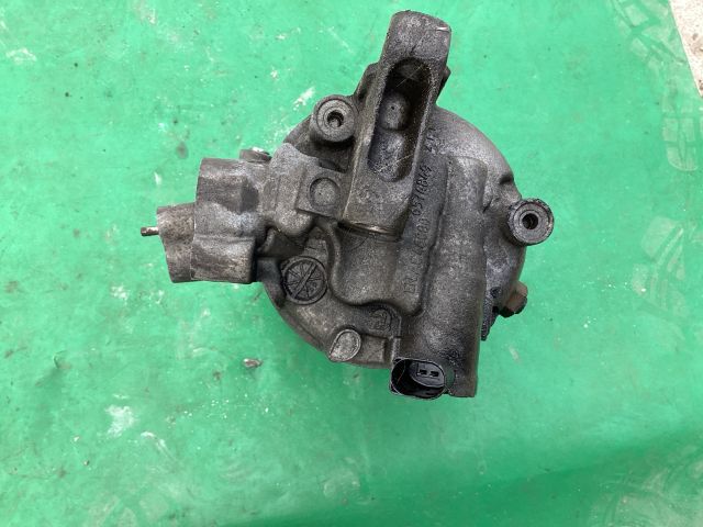 bontott VW PASSAT B7 Klímakompresszor