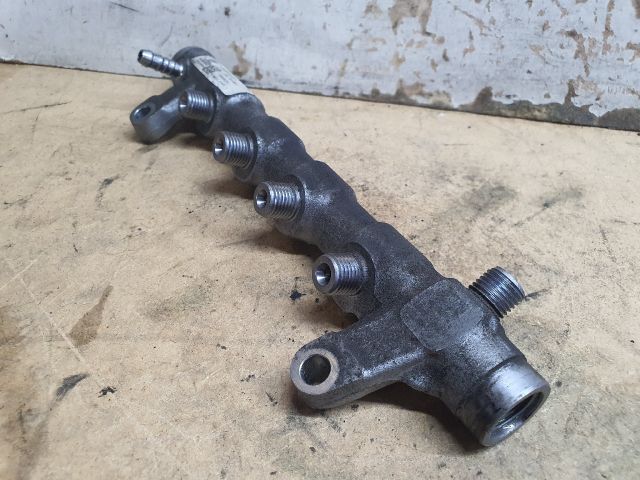 bontott VW PASSAT B7 Közösnyomócső