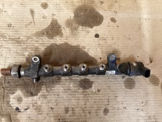 bontott VW PASSAT B7 Közösnyomócső