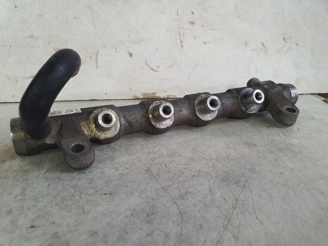 bontott VW PASSAT B7 Közösnyomócső