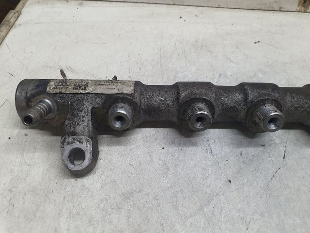 bontott VW PASSAT B7 Közösnyomócső