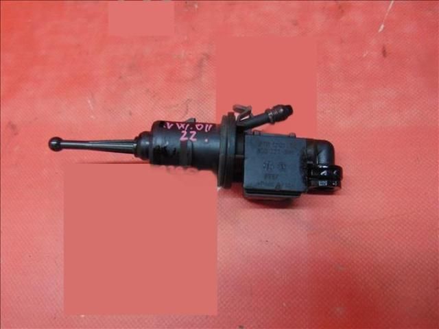 bontott VW PASSAT B7 Kuplung Főhenger
