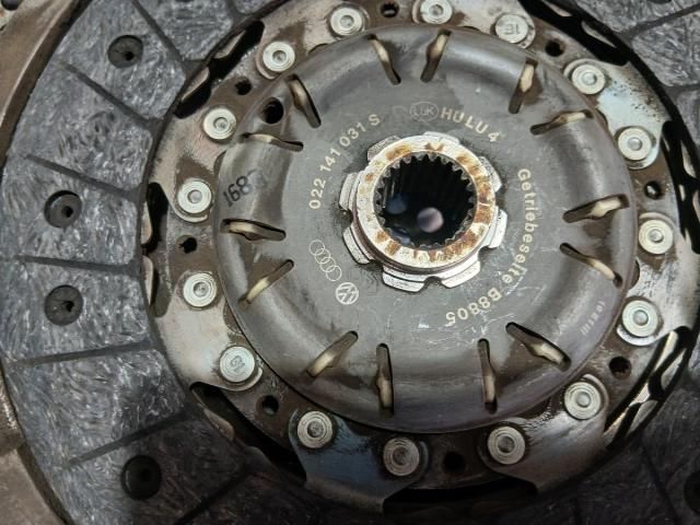 bontott VW PASSAT B7 Kuplung Szett (Szerkezet, Tárcsa)