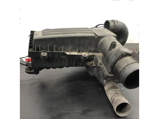 bontott VW PASSAT B7 Légszűrő Ház