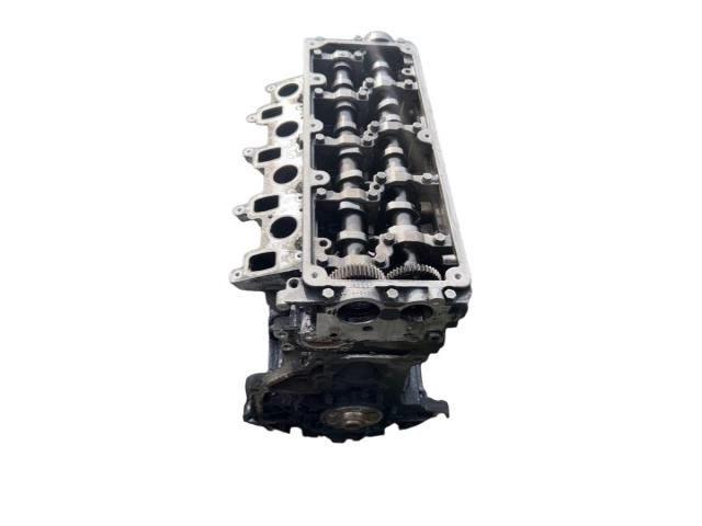 bontott VW PASSAT B7 Motor (Fűzött blokk hengerfejjel)