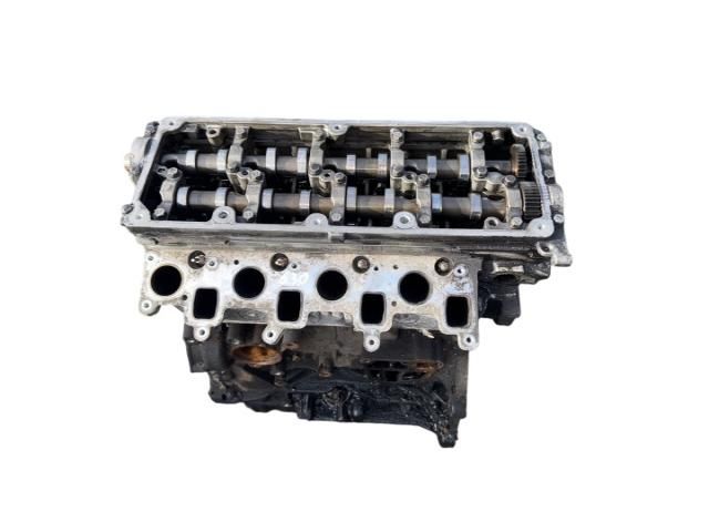 bontott VW PASSAT B7 Motor (Fűzött blokk hengerfejjel)