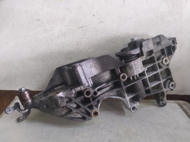 bontott VW PASSAT B7 Motor Tartó Bak (Fém)