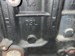 bontott VW PASSAT B7 Motorblokk (Fűzött)