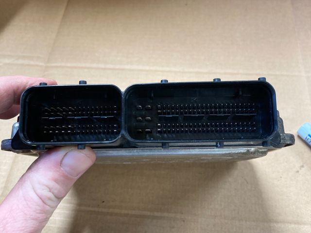 bontott VW PASSAT B7 Motorvezérlő