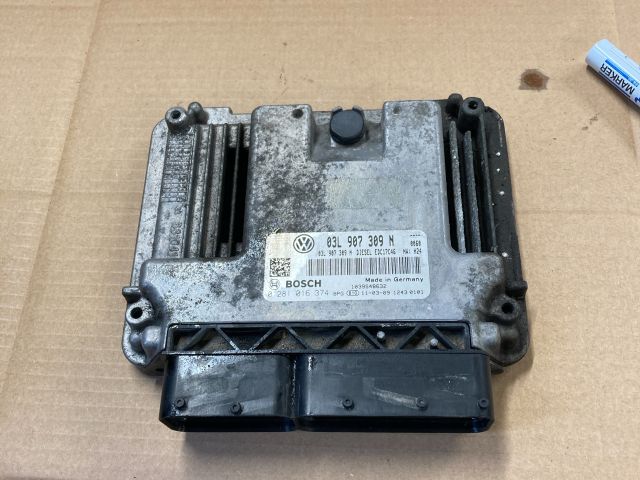 bontott VW PASSAT B7 Motorvezérlő