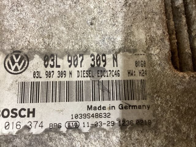 bontott VW PASSAT B7 Motorvezérlő