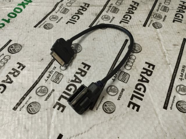 bontott VW PASSAT B7 Multimédia Vezérlő