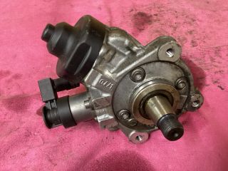 bontott VW PASSAT B7 Nagynyomású Szivattyú